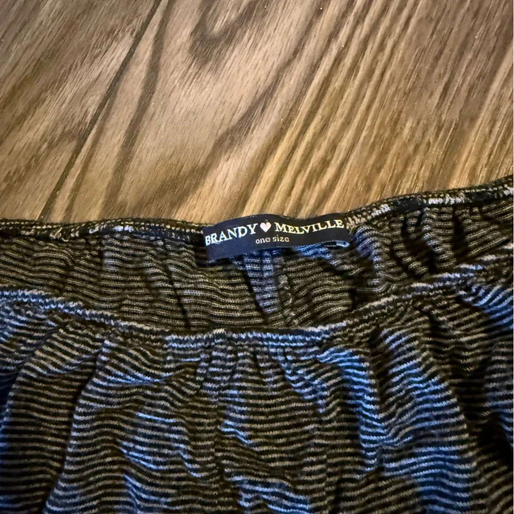 Brandy Melville Black and White Striped Shorts - Picture 2 of 3